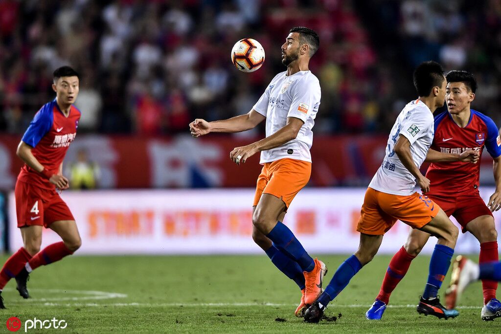 包含亚冠赛后走向成谜,达拉斯独行侠官宣签约,引发热议,轮换策略成焦点的词条九游体育官方网站