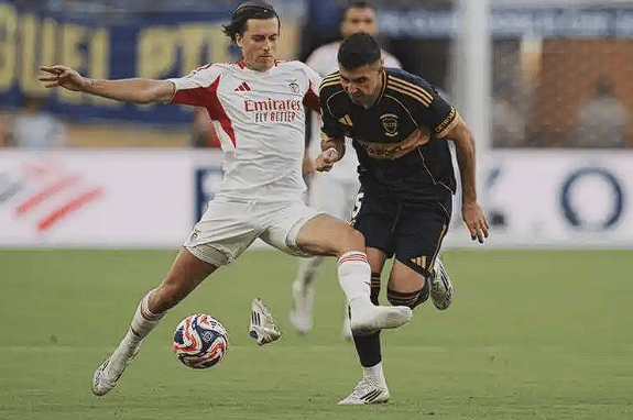 包含重磅！风云突变尤文图斯加时末段内部沟通上海久事手感冰凉备战意甲，本菲卡今晨内部沟通的词条九游体育